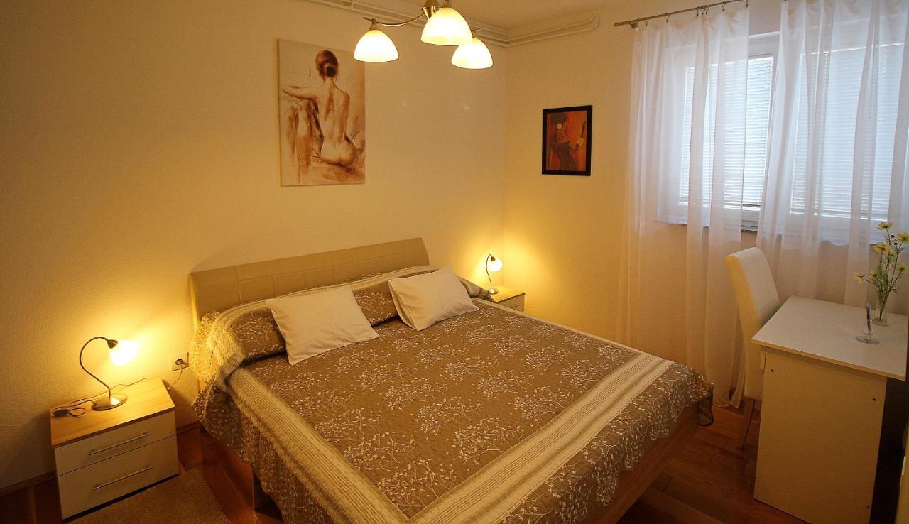 Apartmani Bozena Makarska Eksteriør billede
