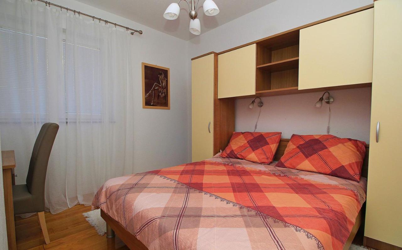 Apartmani Bozena Makarska Eksteriør billede